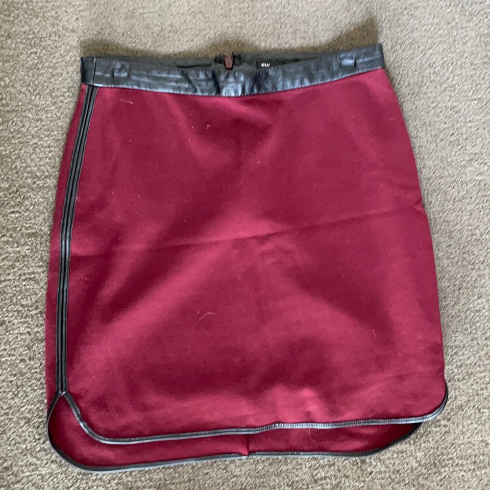 Maroon Club Monaco pencil skirt